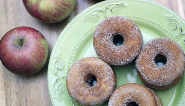 Baked Apple Cider Doughnuts from CollegiateCook.com