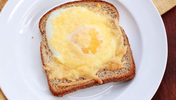 Cheesy Egg Toast with gouda, via CollegiateCook.com